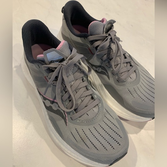 👟 Saucony Sneakers - Picture 2 of 6